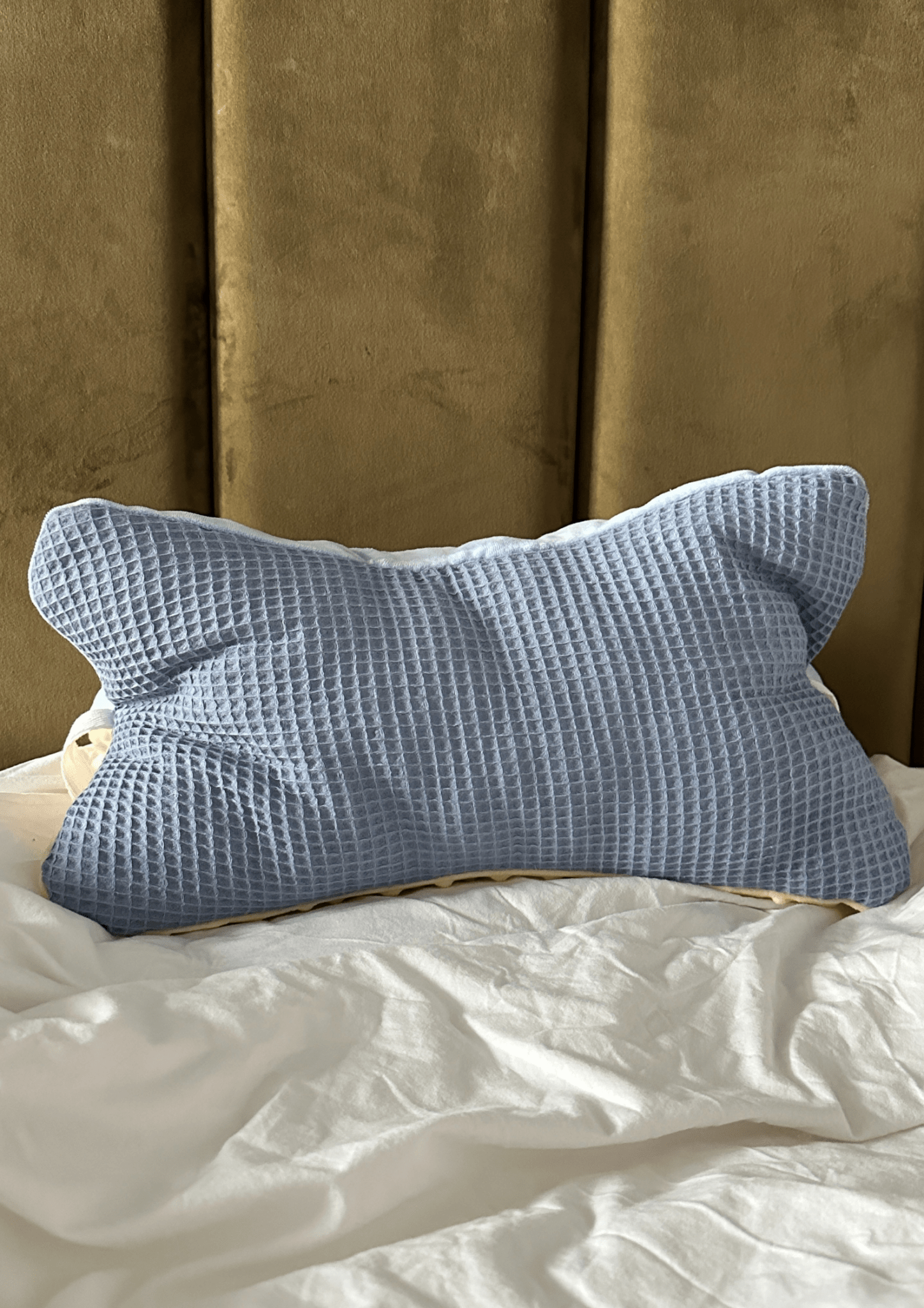 Comfy Neckbone Pillow Sewing Pattern - Easy sewing project for beginners - Friedlies