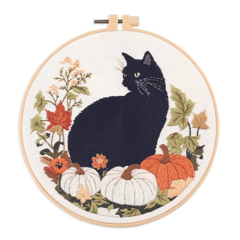 Embroidery Kit - Halloween Cat Sitting - Friedlies