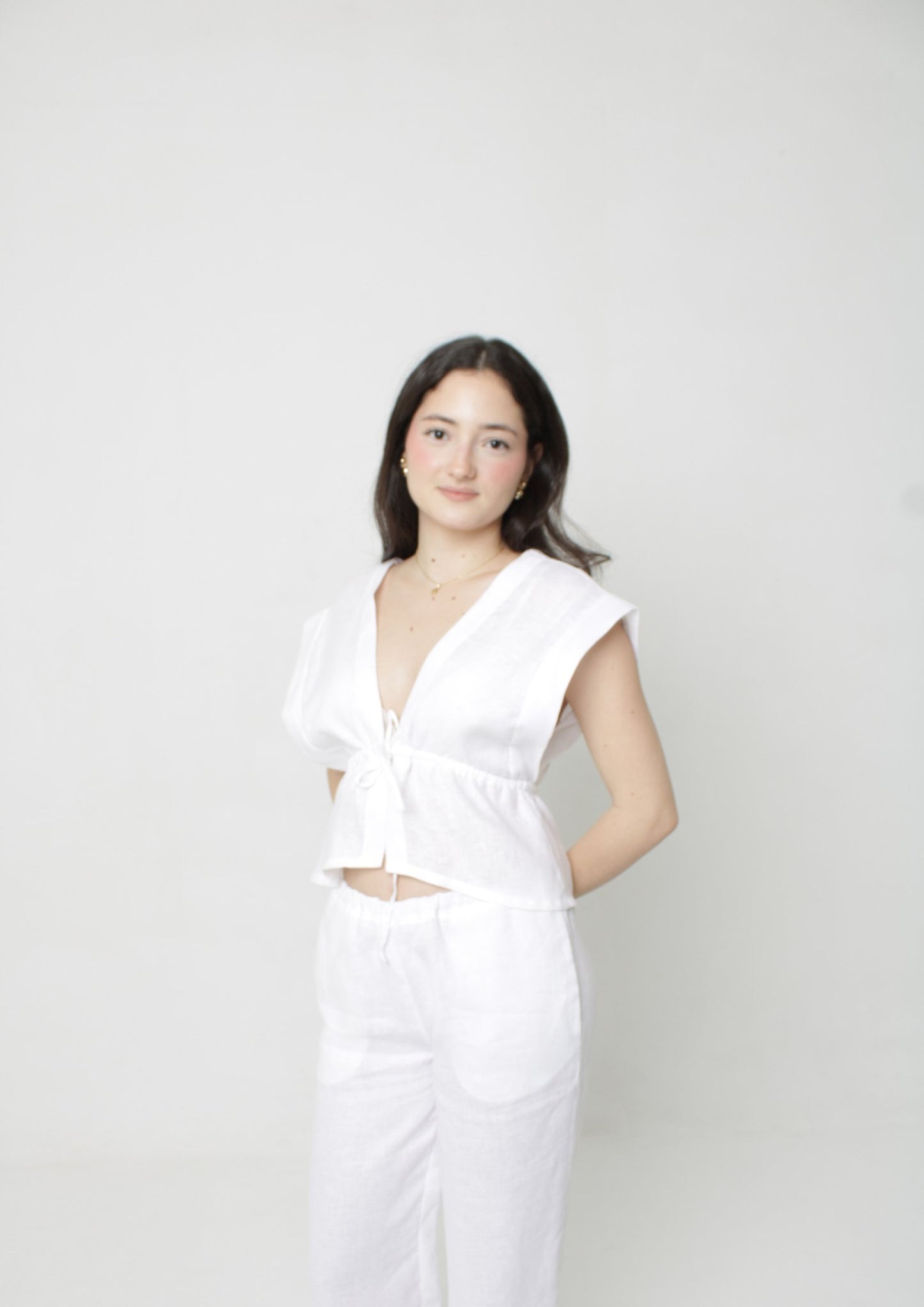 Relaxed Linen Top PDF Sewing Pattern — Eloise — Casual Everyday Style — Friedlies
