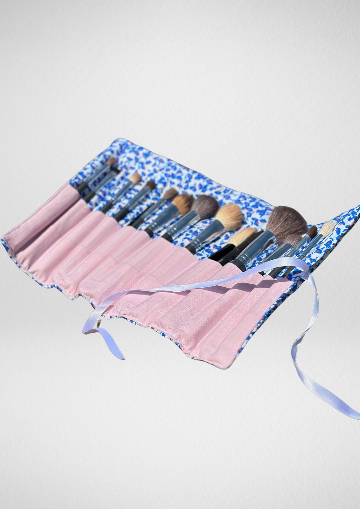 Paintbrush Roll Pattern Fabric Brush Roll PDF Sewing Pattern — DIY Makeup Organiser — Friedlies